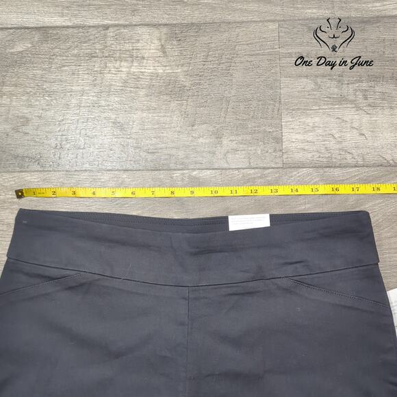 Croft & Barrow Pull On Shorts Size M - Picture 3 of 7